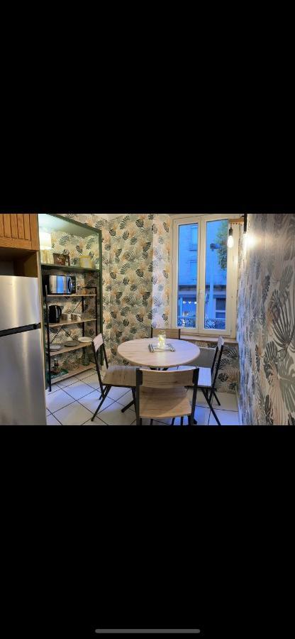 T2 Plein Centre Au 1Er Etage Avec Parking Prive Daire Millau Dış mekan fotoğraf